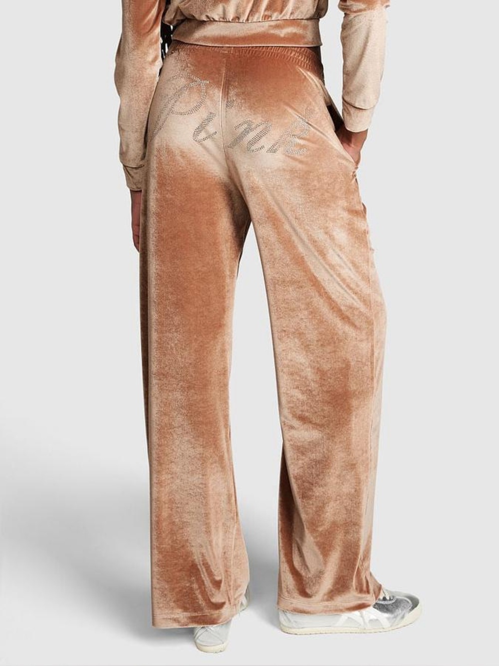 PINK BY VICTORIA’S SECRET•Velour Shine Logo Wide-Leg Pants